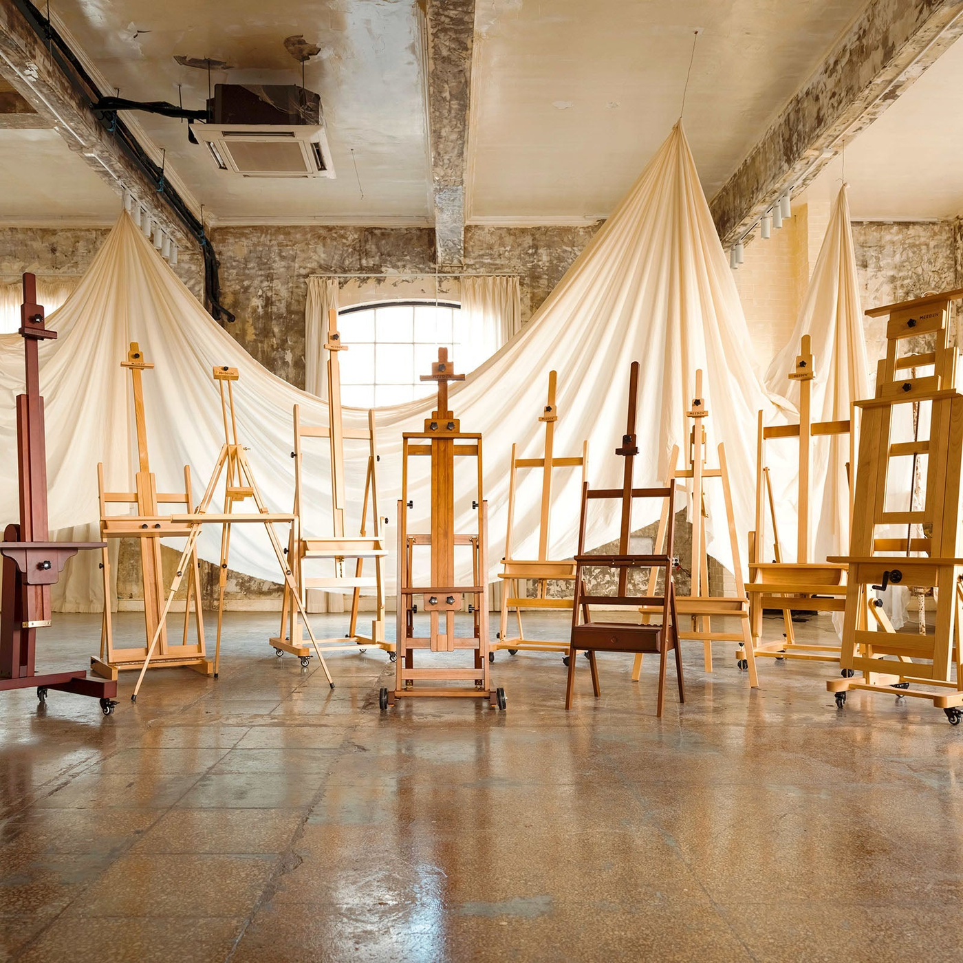 Easels - MEEDEN ART
